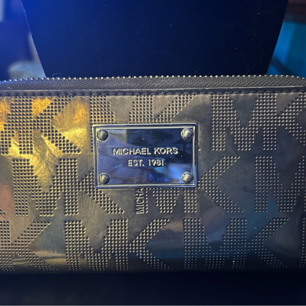 Michael Kors Metallic Gold Wallet
